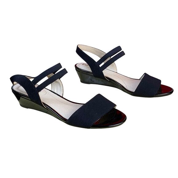 Life Stride YOLO Black Strappy Wedge Sandals Sz 7M NWOT Comfort Stretch Wedgess - Picture 4 of 9